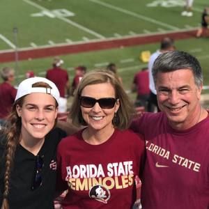 Meet your Posher, Joy